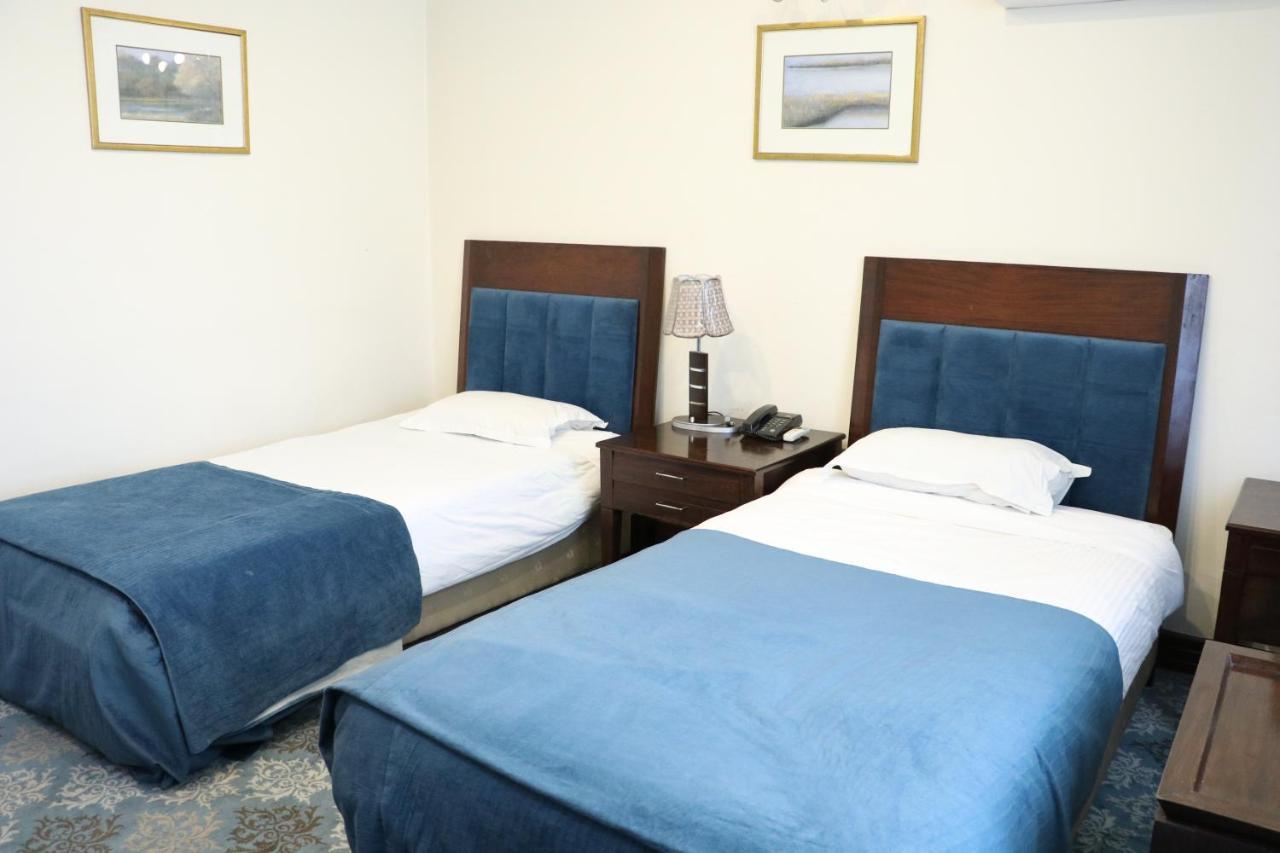 Resort & Hotel Intercontinental Кабул Екстериор снимка