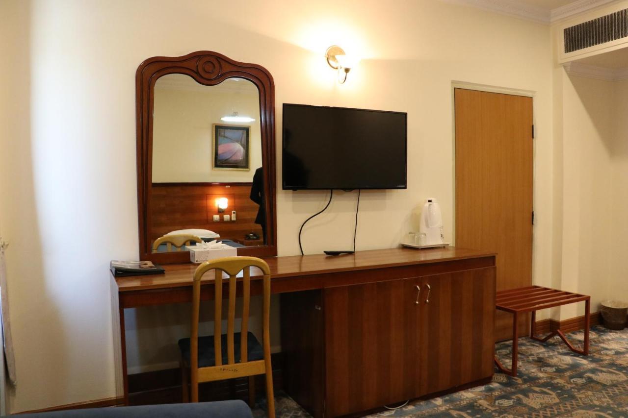 Resort & Hotel Intercontinental Кабул Екстериор снимка