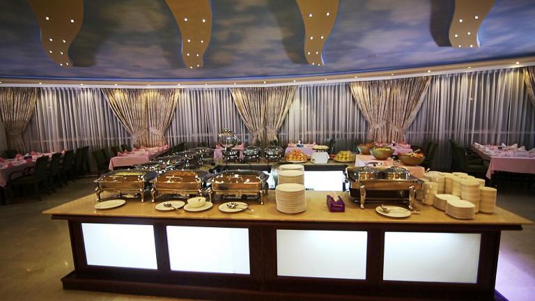 Resort & Hotel Intercontinental Кабул Екстериор снимка